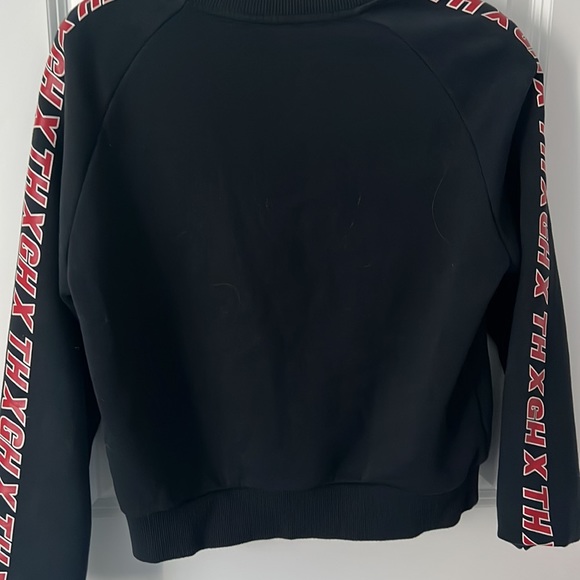 Gigi Hadid Tommy Hilfiger Sweater - Picture 2 of 3